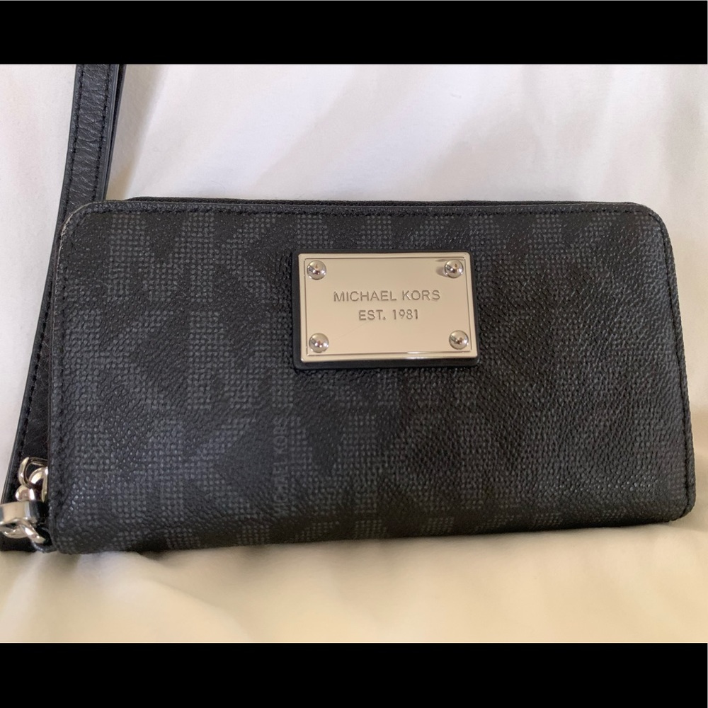 Black MIchael Kors Logo Wallet